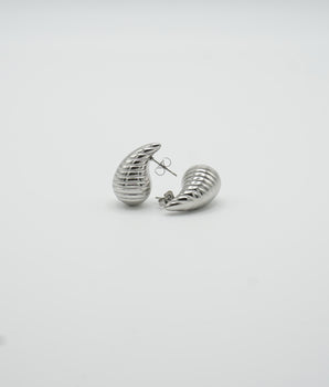 Giovelli. Selonea earrings